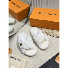 Louis Vuitton Slippers